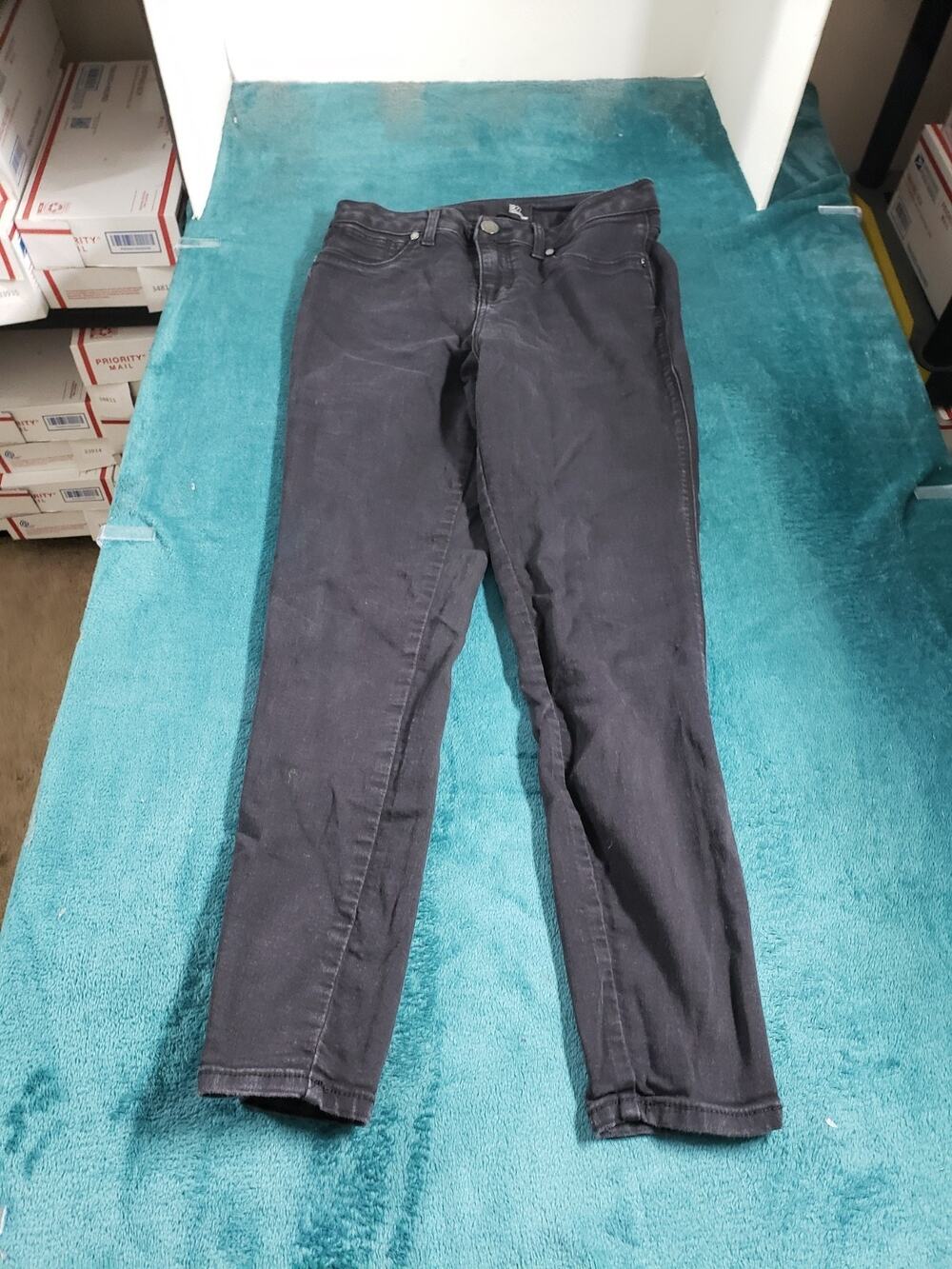 1822 Jeans Size 8 Women Black Stretch Denim Pants Ladies Mid Rise Skinny